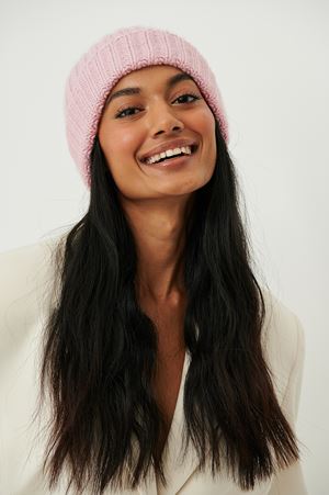Light Pink Heavy Knitted Beanie