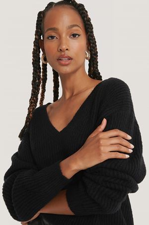 Black Oversized V-neckline Sweater